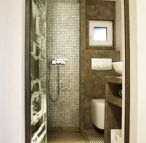 22 - Atelier-gaestehaus Villa *