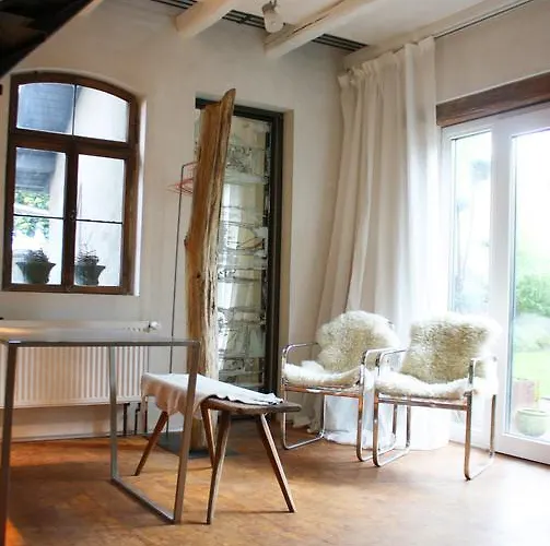 22 - Atelier-gaestehaus Villa